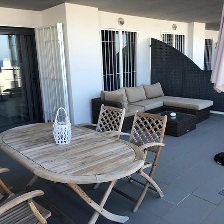 Luxury Beach Front Apartment Arenales del Sol Eksteriør billede